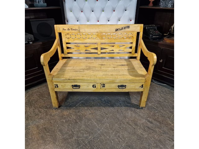 2-zits bank chesterfield, chesterfield, beige - afbeelding 1 van  4