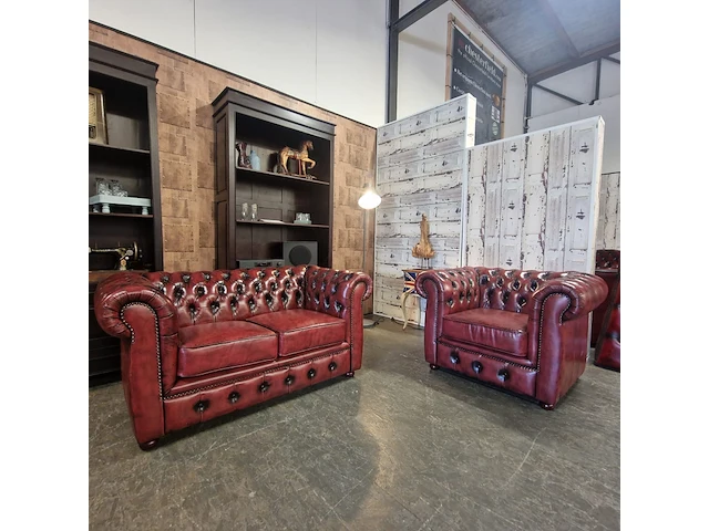 2-zits bank chesterfield, cresswell, rood - afbeelding 3 van  4