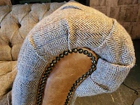 2-zits bank chesterfield, harris tweed , beige - afbeelding 3 van  4