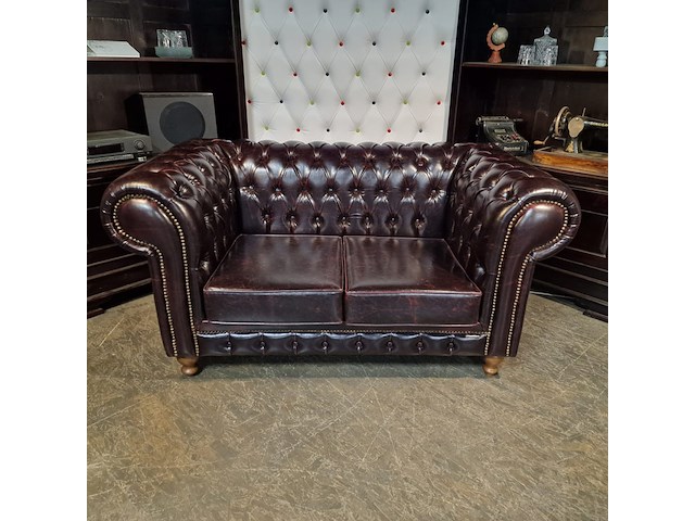 2-zits bank chesterfield, nal, rood - afbeelding 2 van  6