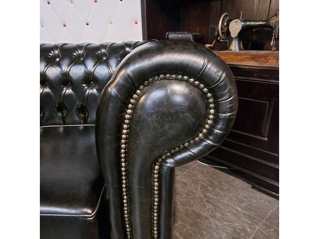 2-zits bank chesterfield, nal, zwart - afbeelding 5 van  5
