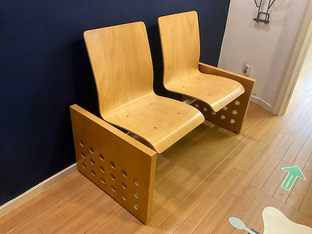 2-zits wachtkamer design element - afbeelding 2 van  4