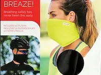 20 breaze mondmaskers inclusief 10 filterdoekjes normale prijs €14,95 veel gebruikt in sport medium zwart - afbeelding 1 van  7