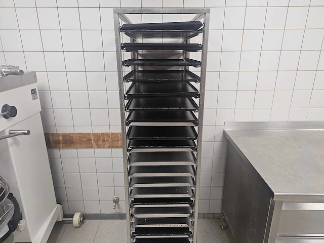 20-delige rvs afkoelwagen inclusief bakplaten - afbeelding 1 van  3