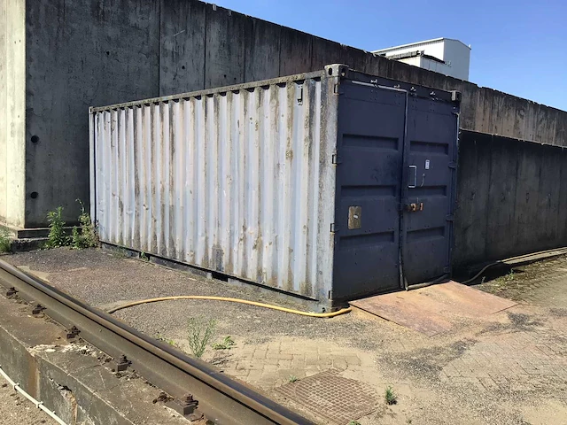 20 ft zeecontainer - afbeelding 1 van  4