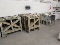20 houten schragen in diverse maten en uitvoeringen. - afbeelding 2 van  3