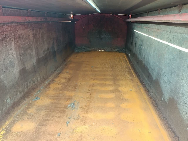 20 m3 haakarm afzetcontainer met milieu kleppen, 2015 - afbeelding 7 van  10