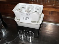 20 shotglaasjes. - afbeelding 1 van  2