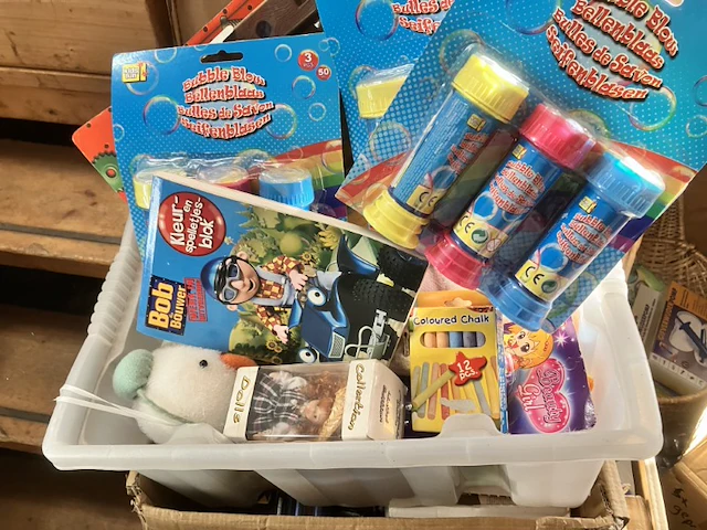 20 stuks speelgoed nieuw en retour uit verkoop - afbeelding 10 van  11