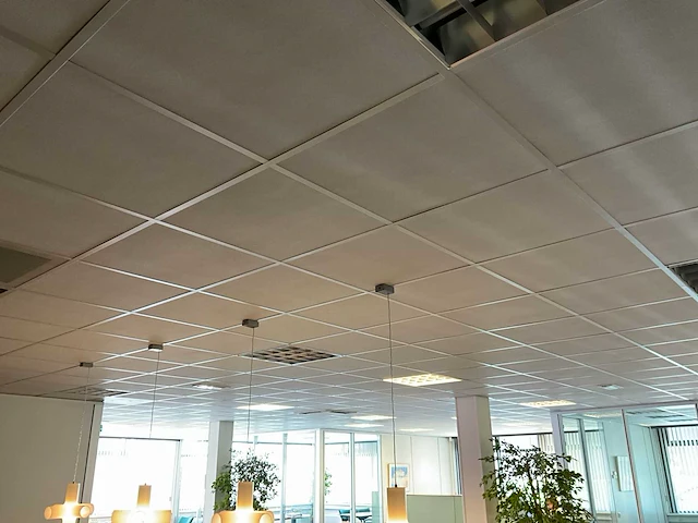 200 m2 systeemplafond - afbeelding 9 van  14