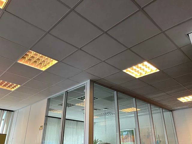 200 m2 systeemplafond - afbeelding 11 van  14