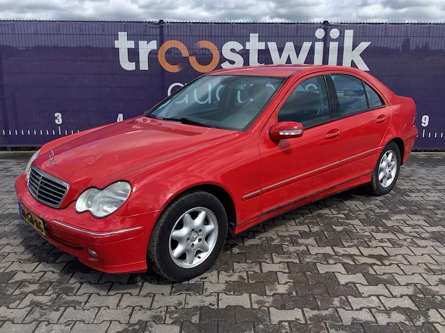 2000 - mercedes-benz - c-klasse - 200 k. elegance - personenauto - afbeelding 1 van  15