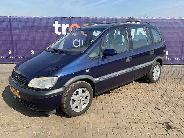 2000 - opel - zafira - 1.8-16v comfort - personenauto/invalide voertuig - afbeelding 1 van  19