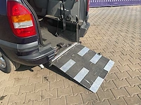 2000 - opel - zafira - 1.8-16v comfort - personenauto/invalide voertuig - afbeelding 17 van  19
