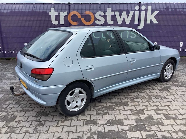 2000 - peugeot - 306 - 1.6 stx - personenauto - afbeelding 7 van  12