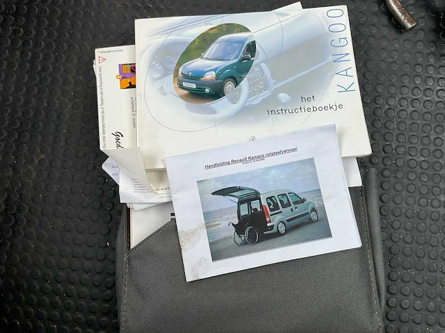 2000 - renault - kangoo - 1.4 rn - rolstoelvervoer auto - afbeelding 9 van  17