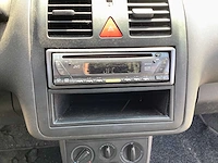 2000 - volkswagen - polo - 1.4 trendline - personenauto - afbeelding 2 van  11