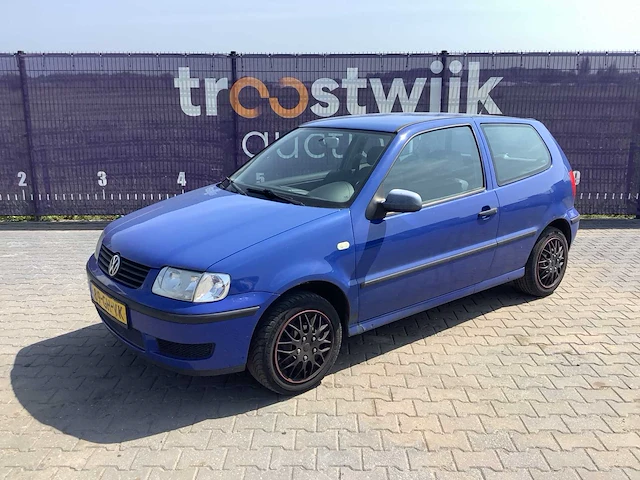 2000 - volkswagen - polo - 1.4 trendline - personenauto - afbeelding 1 van  11