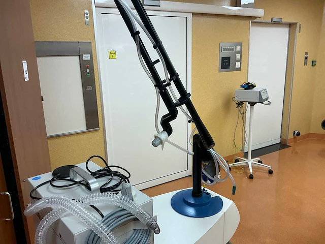 2000 aesculap meditec dermablate laser - afbeelding 5 van  10