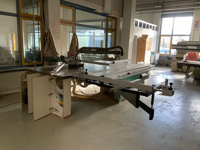 2000 altendorf f45 ce formaatcirkelzaagmachine - afbeelding 12 van  15