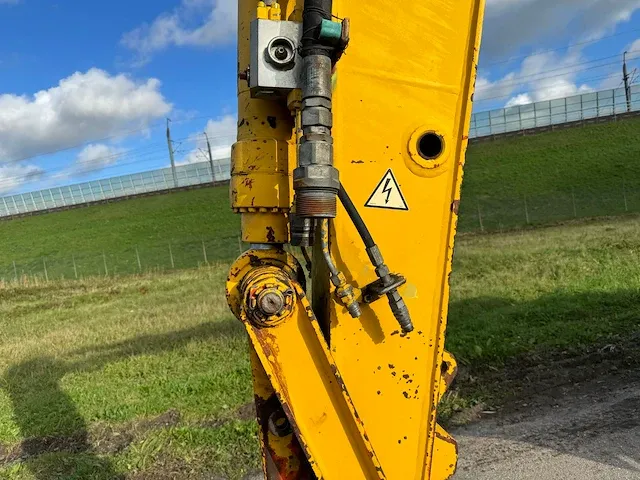 2000 atlas 1404 kzw spoorkraan banden graafmachine - afbeelding 2 van  26