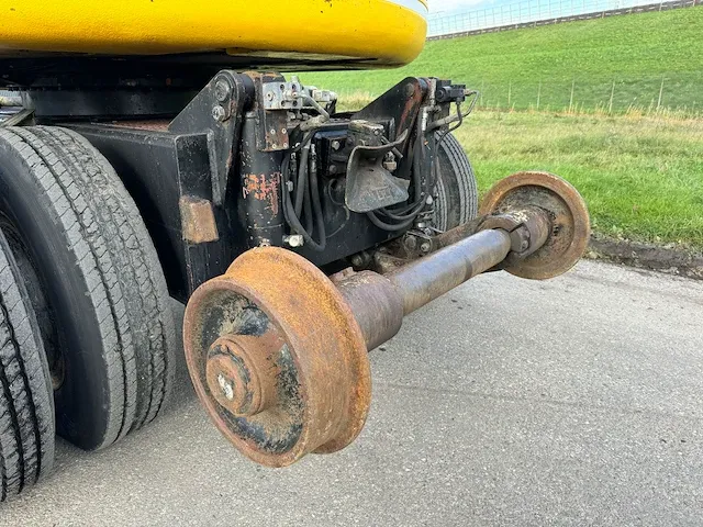 2000 atlas 1404 kzw spoorkraan banden graafmachine - afbeelding 3 van  26