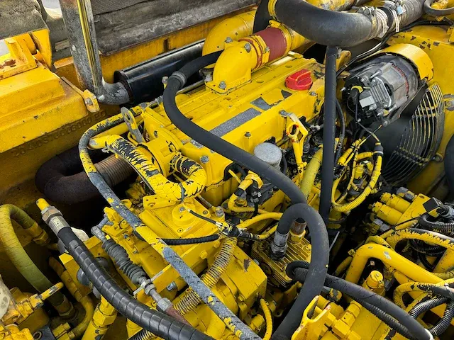 2000 atlas 1404 kzw spoorkraan banden graafmachine - afbeelding 5 van  26