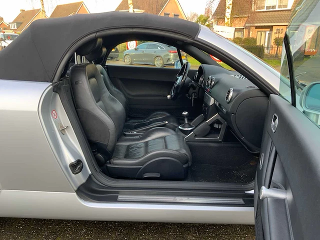 2000 audi tt roadster personenauto - afbeelding 21 van  54
