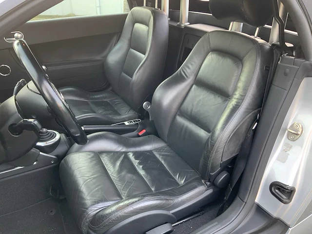 2000 audi tt roadster personenauto - afbeelding 24 van  54