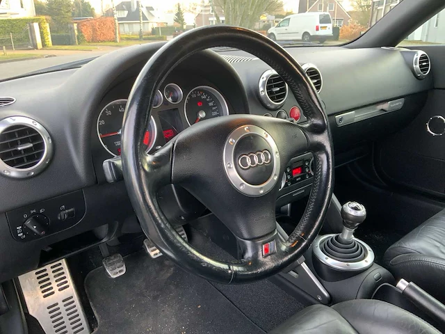 2000 audi tt roadster personenauto - afbeelding 28 van  54