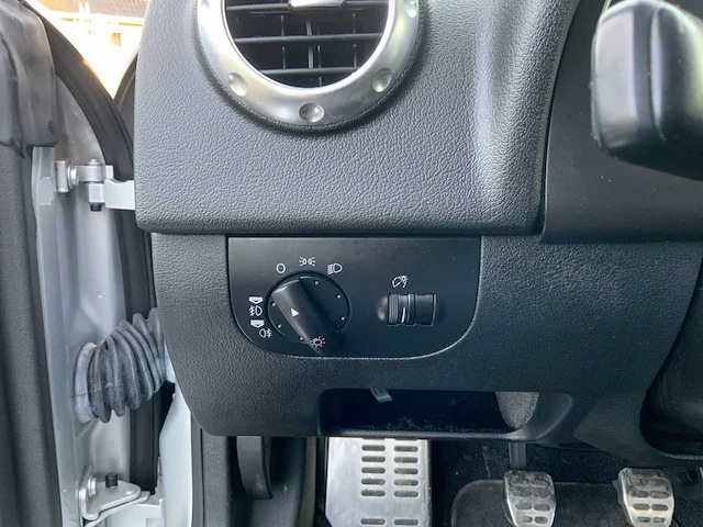 2000 audi tt roadster personenauto - afbeelding 36 van  54