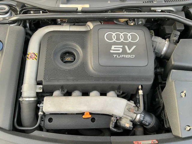 2000 audi tt roadster personenauto - afbeelding 47 van  54