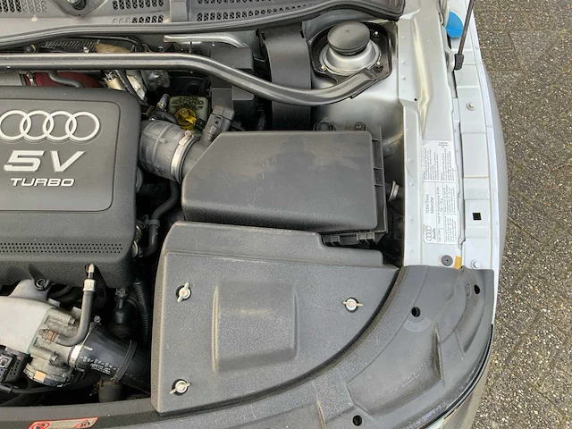 2000 audi tt roadster personenauto - afbeelding 48 van  54