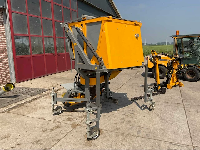 2000 belos trans pro werktuigdrager met aanbouwdelen - afbeelding 22 van  47