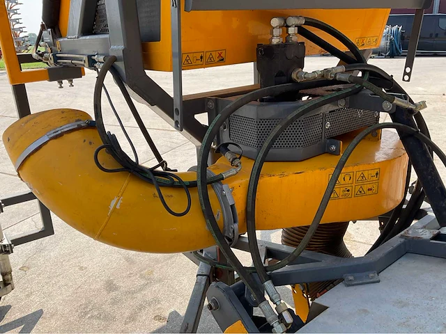 2000 belos trans pro werktuigdrager met aanbouwdelen - afbeelding 26 van  47