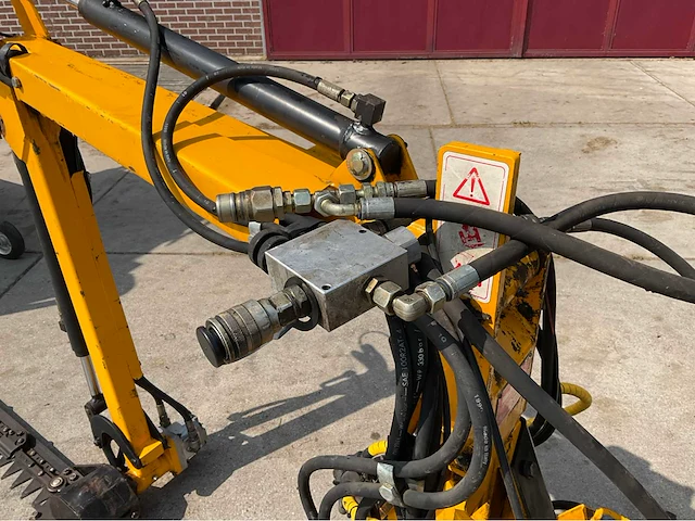 2000 belos trans pro werktuigdrager met aanbouwdelen - afbeelding 31 van  47