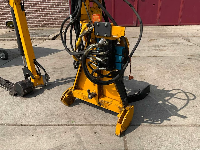 2000 belos trans pro werktuigdrager met aanbouwdelen - afbeelding 32 van  47
