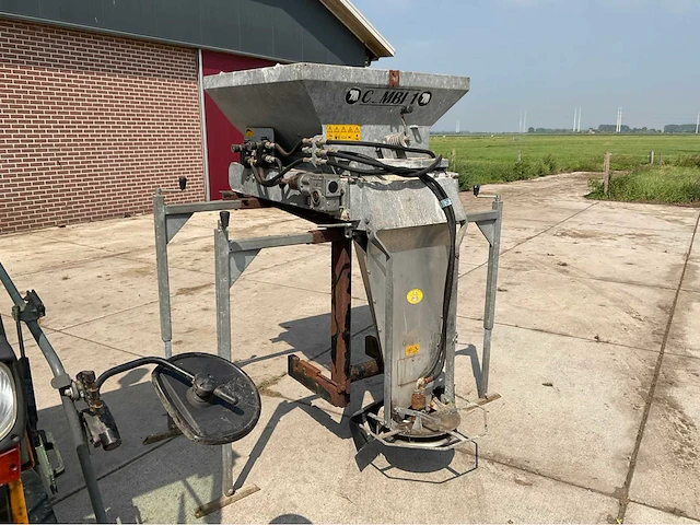 2000 belos trans pro werktuigdrager met aanbouwdelen - afbeelding 37 van  47