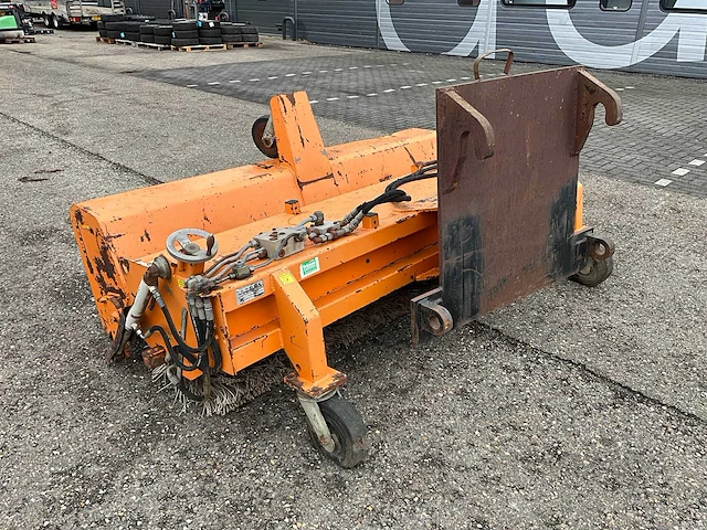 2000 bema 35 dual veegmachine - afbeelding 8 van  14