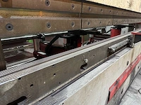 2000 beyeler pr8 kantbank 400 ton werkbreedte 4100mm incl. voorraad boven- ondermessen - afbeelding 8 van  16
