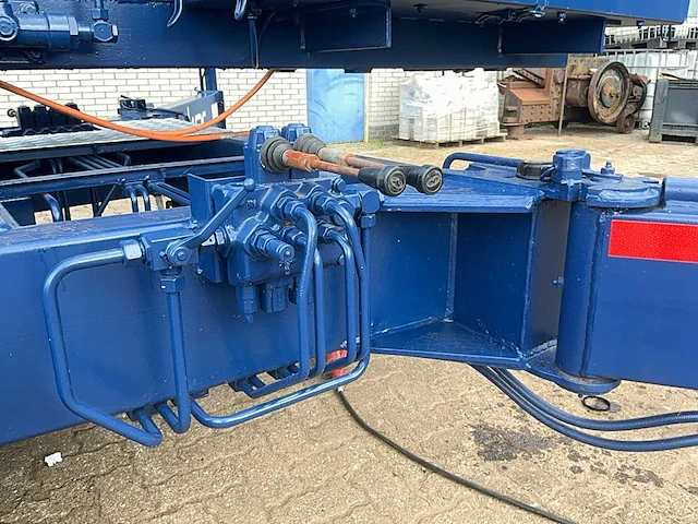 2000 bocker ahm 27 - 1000 mobiele kraan - afbeelding 5 van  45