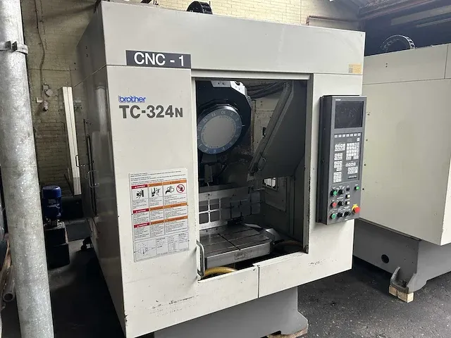 2000 brother tc-324n cnc bewerkingscentrum - afbeelding 1 van  11