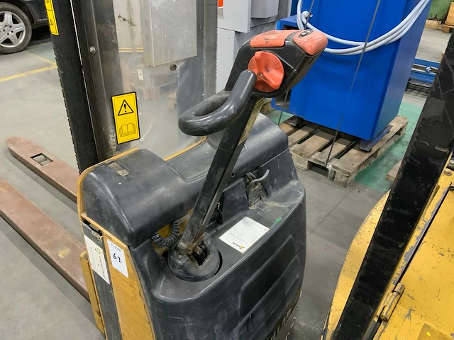 2000 cat nsp12k stapelaar - afbeelding 4 van  6