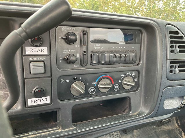 2000 chevrolet 2500 pick-up - afbeelding 9 van  18