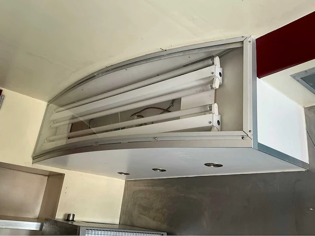 2000 coxx r 6.2-60 verkoopwagen / foodtruck - afbeelding 28 van  65