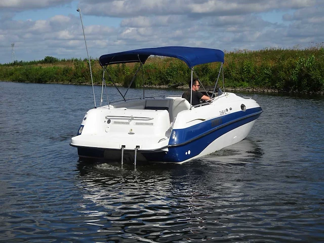 2000 crownline 238 db bowrider speedboot - afbeelding 14 van  17