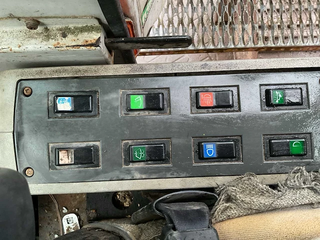 2000 daewoo solar s220 lc-v rupsgraafmachine - afbeelding 3 van  16