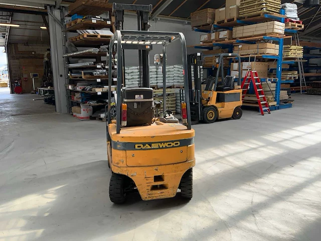 2000 deawoo b16x vorkheftruck - afbeelding 35 van  36