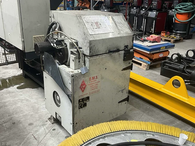 2000 e.m.s cmt buisvormmachine met buizenmagazijn - afbeelding 7 van  30