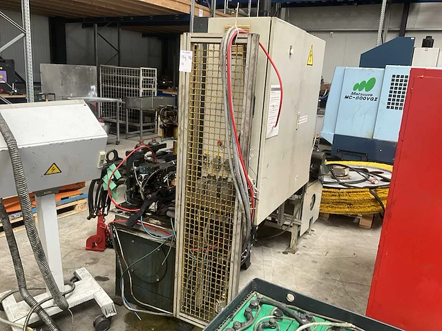 2000 e.m.s cmt buisvormmachine met buizenmagazijn - afbeelding 15 van  30